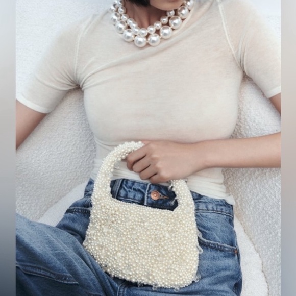 Zara pearl beaded embellished off white cream handbag purse with chain crossbody - Picture 3 of 7